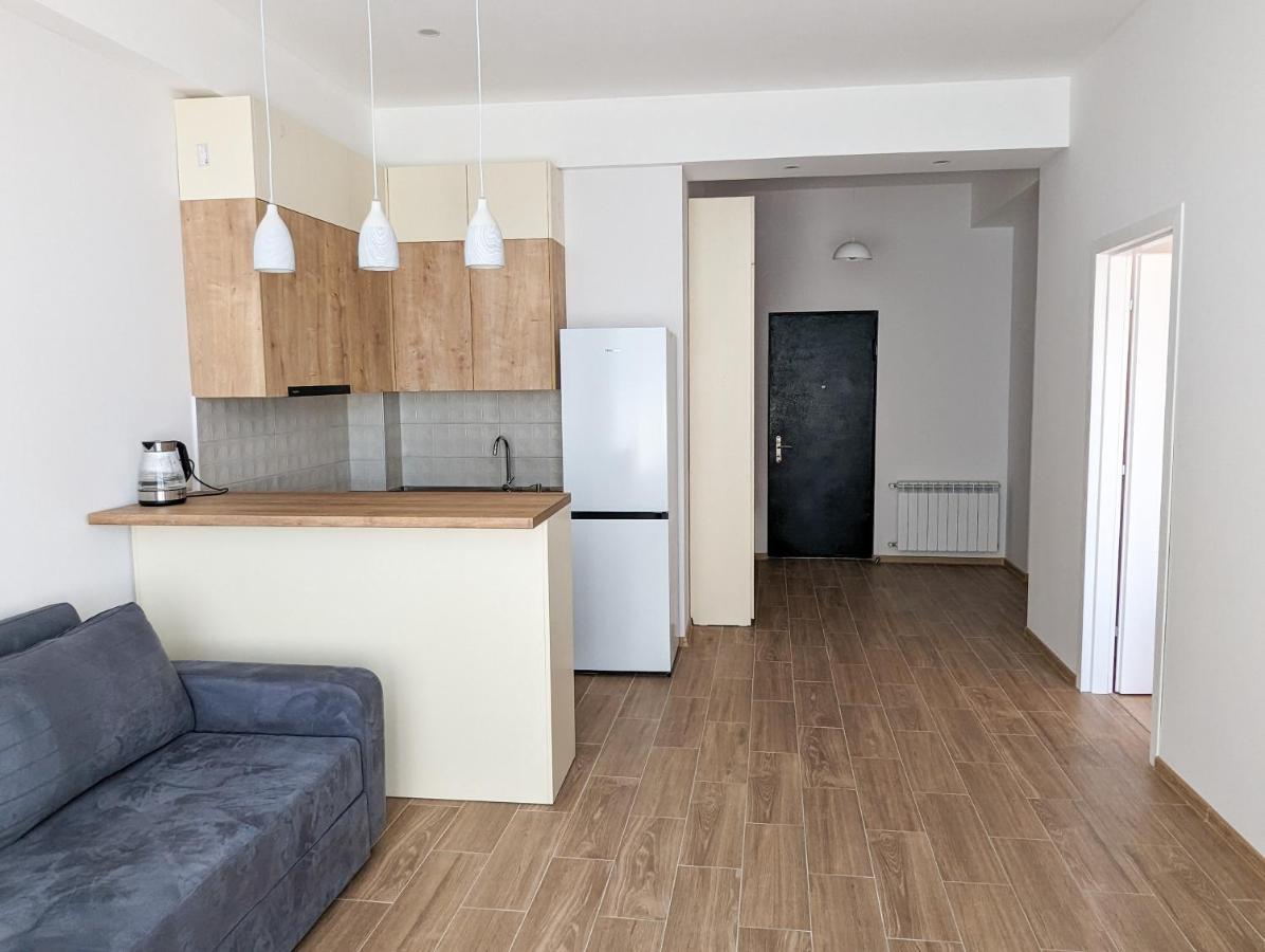 Brand New Apartment In Kutaisi Exterior photo
