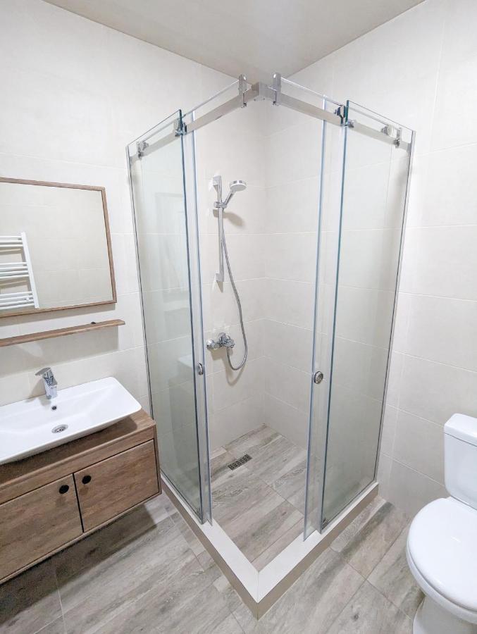 Brand New Apartment In Kutaisi Exterior photo